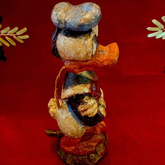 Antique Hand Carved Donald Duck - Picture 3 of 7